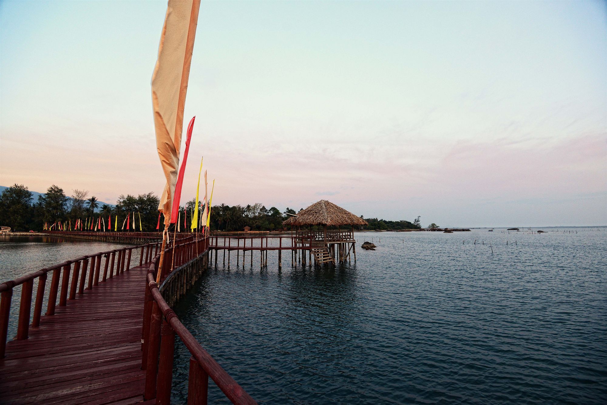 Nataya Round House Coral Bay Resort Kampot Esterno foto