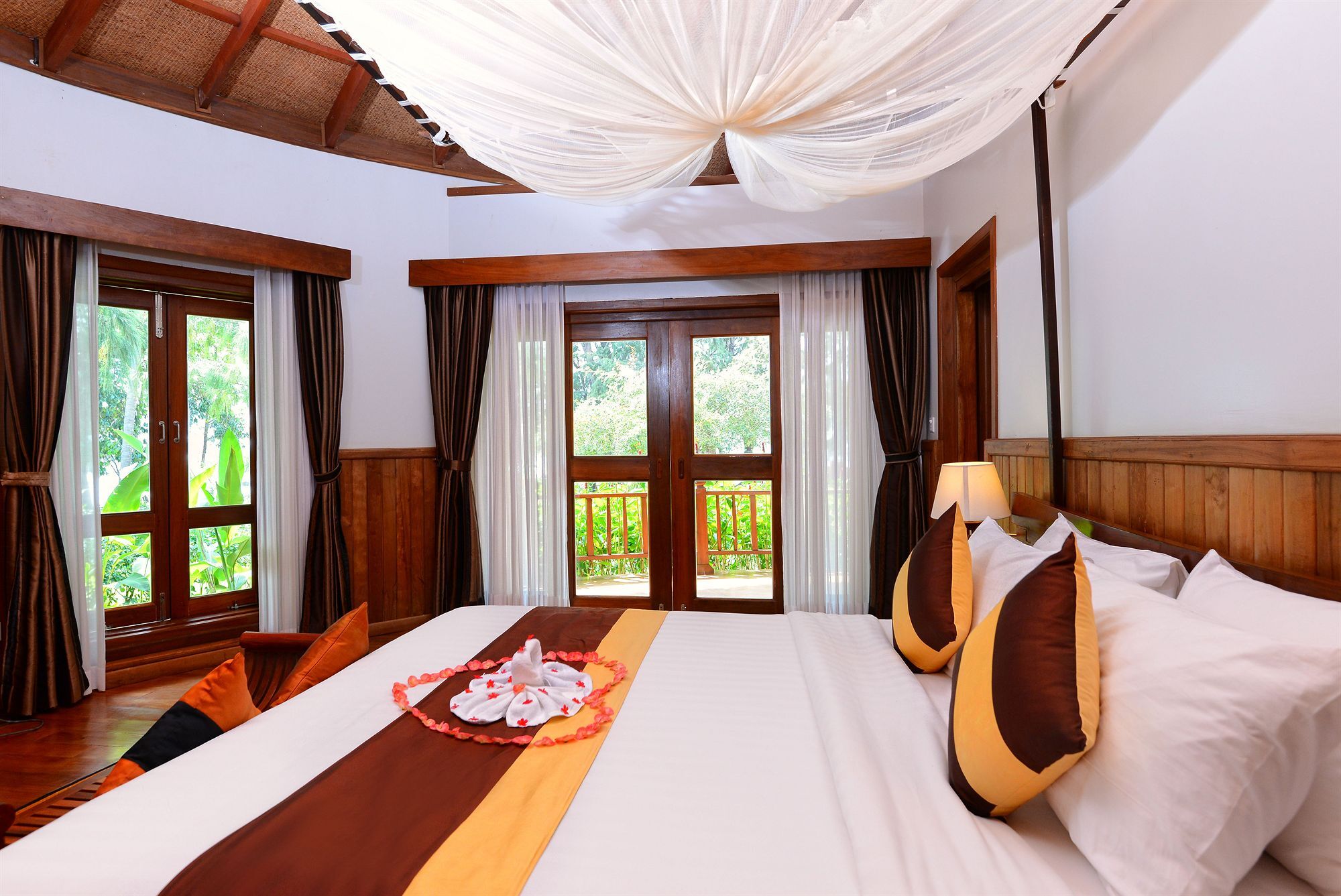 Nataya Round House Coral Bay Resort Kampot Esterno foto